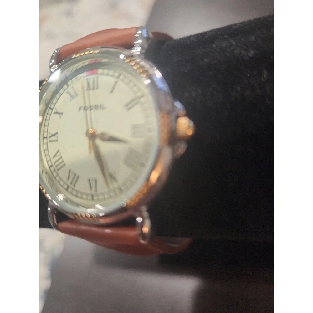 Fossil PR-5001 Womens‎ Wristwatch Silver and Gold Case READ!!!